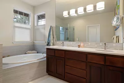 2526 NW Locke Court, Bend, OR 97703 - Photo 12