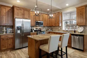 405 S Timber Creek Dr, Sisters, OR 97759 - Photo 6