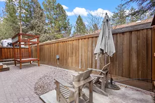 1817 SW Knoll Ave, Bend, OR 97702 - Photo 34