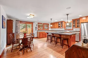 1817 SW Knoll Ave, Bend, OR 97702 - Photo 6