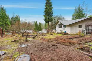 6900 Pleasant Creek Rd, Rogue River, OR 97537 - Photo 36