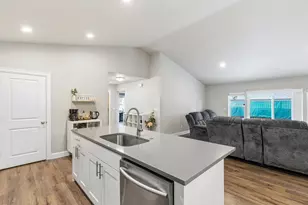 3467 W Antler Ave, Redmond, OR 97756 - Photo 16