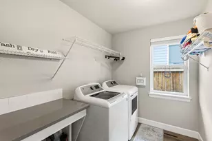 3467 W Antler Ave, Redmond, OR 97756 - Photo 12