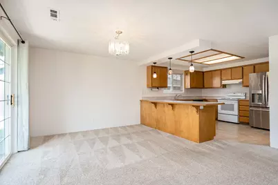 1766 S Holly Street, Medford, OR 97501 - Photo 4