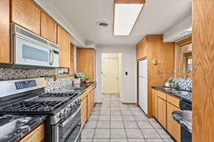 401 Elm St, Phoenix, OR 97535 - Photo 14