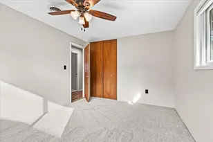 401 Elm St, Phoenix, OR 97535 - Photo 24