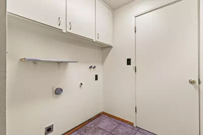 401 Elm Street, Phoenix, OR 97535 - Photo 28