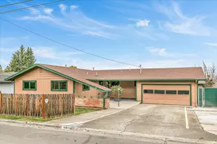 401 Elm St, Phoenix, OR 97535 - Photo 40