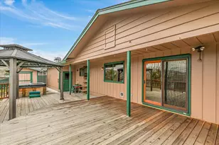 401 Elm St, Phoenix, OR 97535 - Photo 30