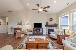 20788 NE Horizon Ridge Pl, Bend, OR 97701 - Photo 4