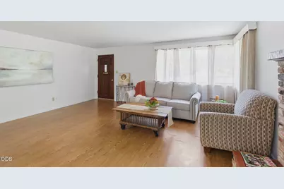 401 SW J Street, Grants Pass, OR 97526 - Photo 8