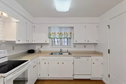 401 SW J Street, Grants Pass, OR 97526 - Photo 10