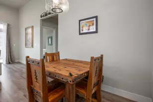 63101 NW Via Cambria, Bend, OR 97703 - Photo 14