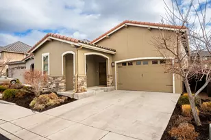 63101 NW Via Cambria, Bend, OR 97703 - Photo 1