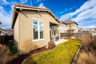 63101 NW Via Cambria, Bend, OR 97703 - Photo 22