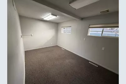 1201 NE 7th Street, Grants Pass, OR 97526 - Photo 16