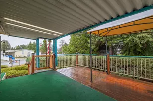 1077 Lee Roze Ln, Grants Pass, OR 97527 - Photo 32