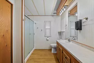 1077 Lee Roze Ln, Grants Pass, OR 97527 - Photo 20