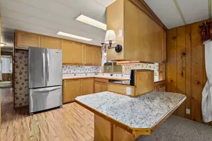 1077 Lee Roze Ln, Grants Pass, OR 97527 - Photo 10
