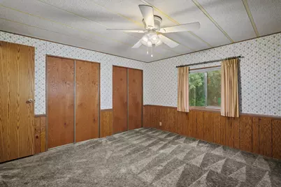 1077 Lee Roze Lane, Grants Pass, OR 97527 - Photo 22
