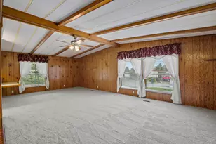 1077 Lee Roze Ln, Grants Pass, OR 97527 - Photo 4