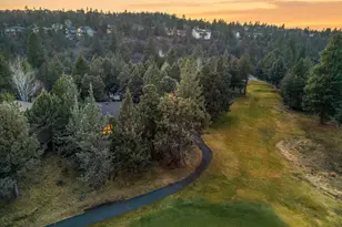 3178 NW Clubhouse Dr, Bend, OR 97703 - Photo 56