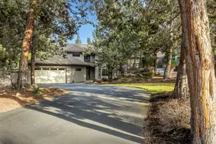 3178 NW Clubhouse Dr, Bend, OR 97703 - Photo 4