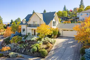 500 Lakota Way, Ashland, OR 97520 - Photo 4