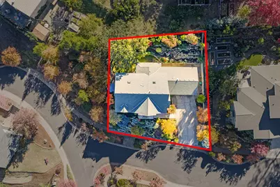 500 Lakota Way, Ashland, OR 97520 - Photo 12