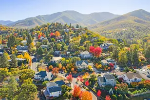 500 Lakota Way, Ashland, OR 97520 - Photo 6