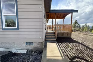 3218 Shoreview Dr, Chiloquin, OR 97624 - Photo 2