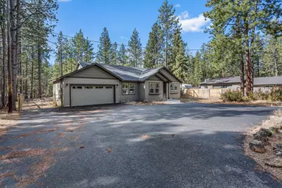 60055 Turquoise Road, Bend, OR 97702 - Photo 2