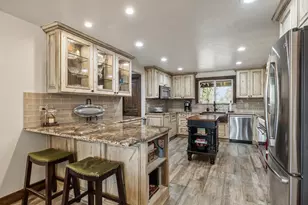 62111 Cody Rd, Bend, OR 97701 - Photo 6