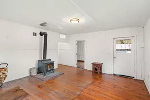 441 Tunnel Rd, Glendale, OR 97442 - Photo 4