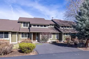 10674 Village Loop, Redmond, OR 97756 - Photo 2