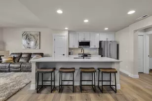 20534 Empire Ave, Bend, OR 97701 - Photo 22