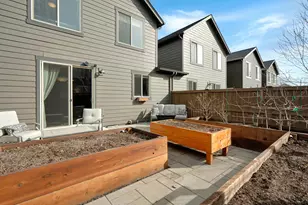 63153 NE Hadley Pl, Bend, OR 97701 - Photo 20