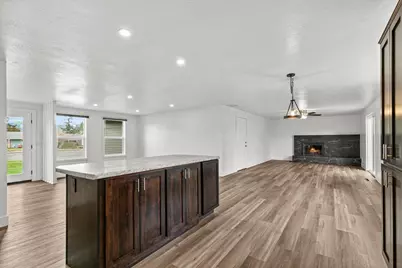 532 Barry Circle, Medford, OR 97501 - Photo 14