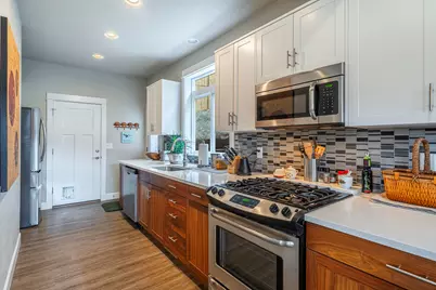 946 Stoneridge Avenue, Ashland, OR 97520 - Photo 14