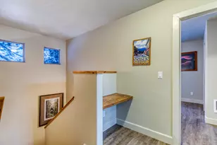 358 S Cedar St, Sisters, OR 97759 - Photo 8