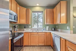 358 S Cedar St, Sisters, OR 97759 - Photo 8