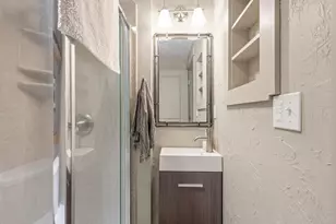 358 S Cedar St, Sisters, OR 97759 - Photo 30