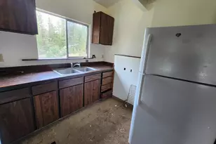 2751 Caves Hwy, Cave Junction, OR 97523 - Photo 10