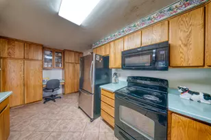 26690 Horsell Rd, Bend, OR 97701 - Photo 20