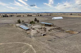 26690 Horsell Rd, Bend, OR 97701 - Photo 6