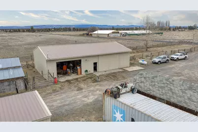 26690 Horsell Road, Bend, OR 97701 - Photo 40