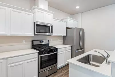 1135 NW Upas Avenue, Redmond, OR 97756 - Photo 10