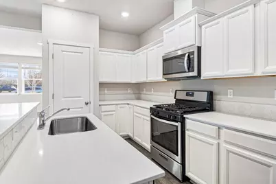 1135 NW Upas Avenue, Redmond, OR 97756 - Photo 12