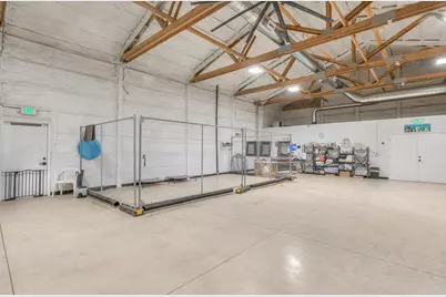 56870 Enterprise Drive, Bend, OR 97707 - Photo 20