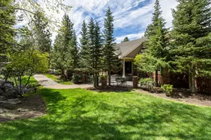 1748 NW Farewell Dr, Bend, OR 97703 - Photo 6